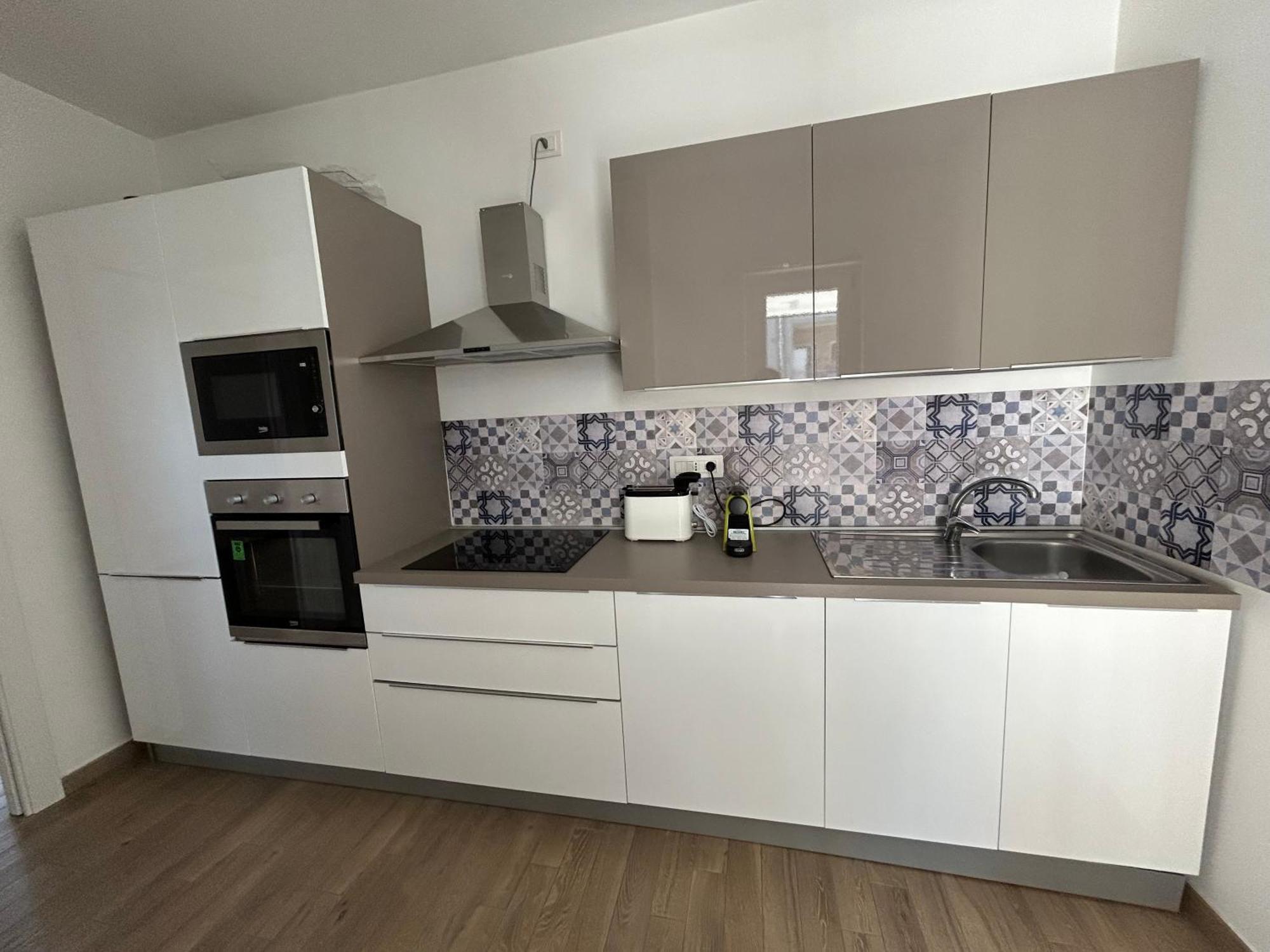 Residence Petroni 16 Bari Exterior photo